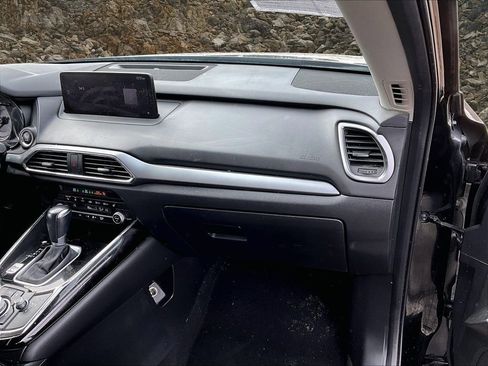 Used 2023 MAZDA CX-9 Touring image 15