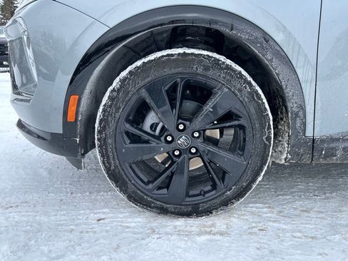 Used 2025 Buick Envision Sport Touring image 9