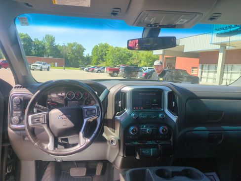 Used 2019 Chevrolet Silverado 1500 RST w/ All-Star Edition AWD/4WD image 25