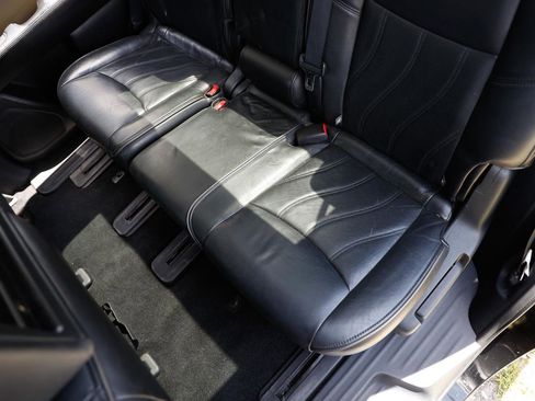 Used 2015 INFINITI QX60 FWD w/ Deluxe Touring Package image 9