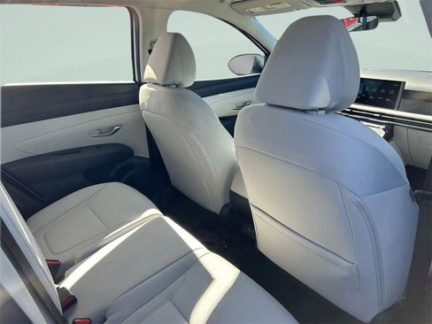 New 2026 Hyundai Tucson SE image 21