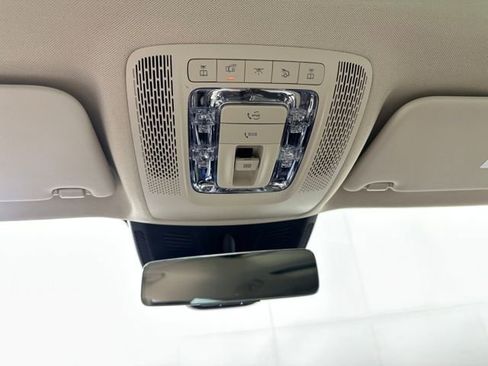 Used 2023 Mercedes-Benz EQB 300 4MATIC w/ Pinnacle Package image 23