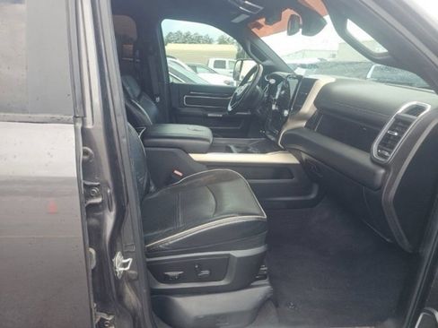 Used 2019 RAM 3500 Laramie AWD/4WD image 8