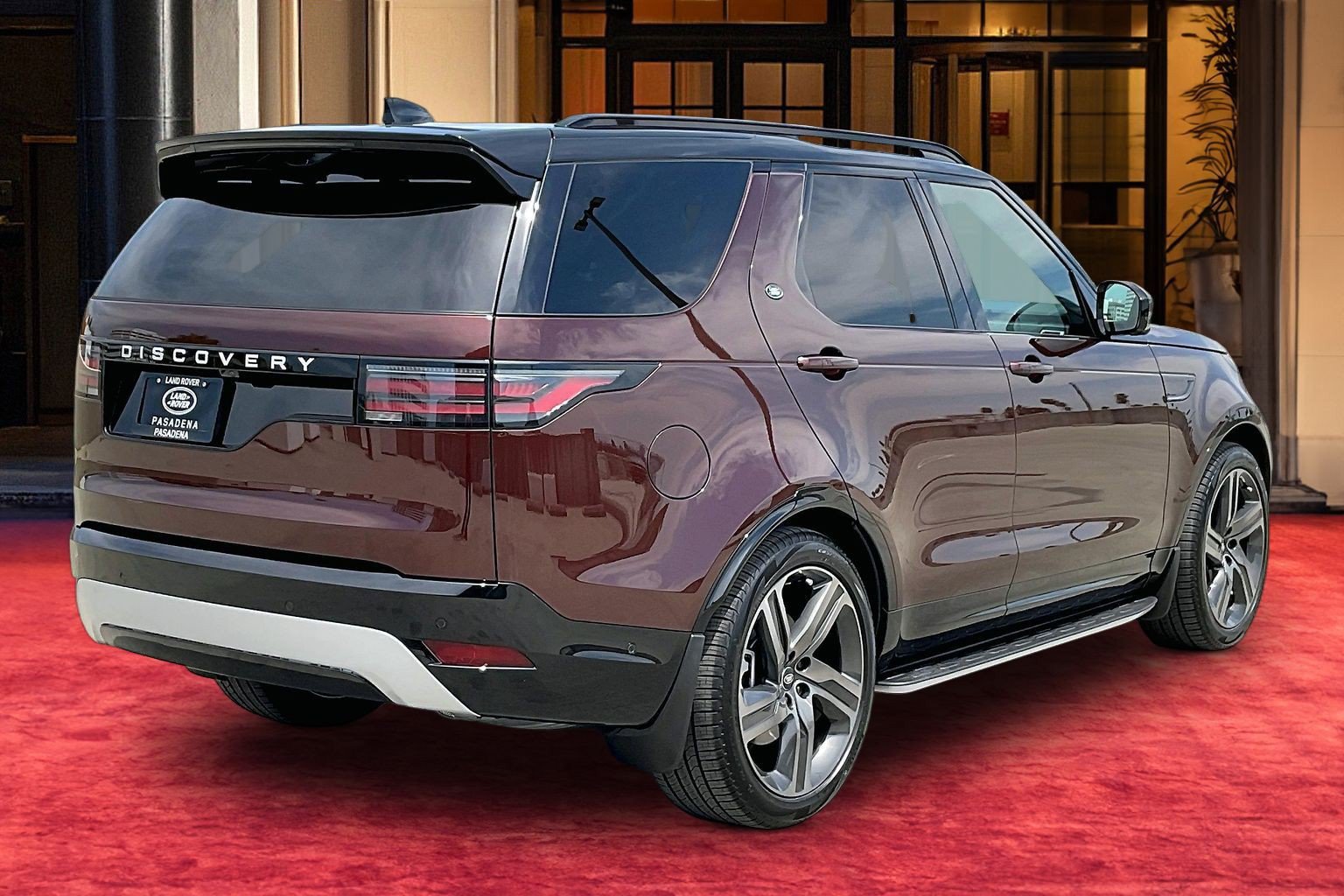 New 2026 Land Rover Discovery Limited Edition AWD/4WD image 5