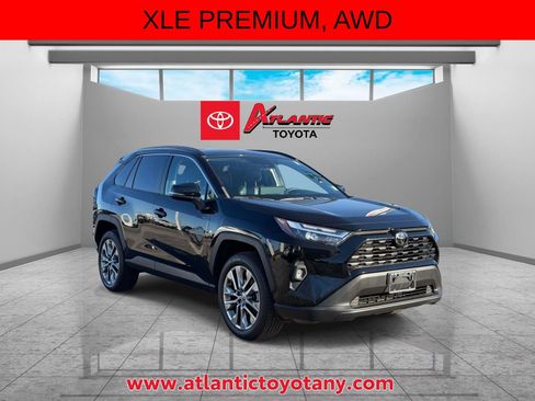 Certified 2023 Toyota RAV4 XLE Premium AWD/4WD image 1