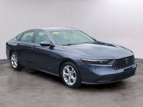 Used 2024 Honda Accord LX image 9