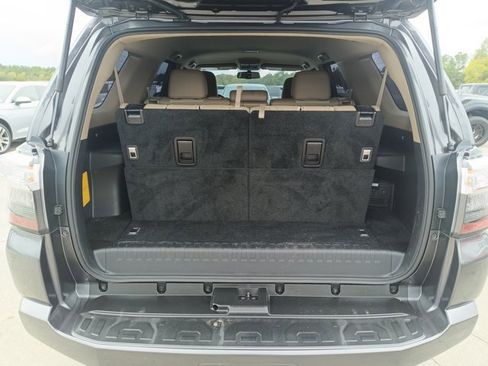 Used 2019 Toyota 4Runner SR5 image 19