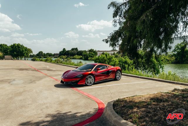 Used 2016 McLaren 570S Coupe RWD image 47