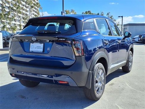 New 2026 Nissan Kicks S image 8