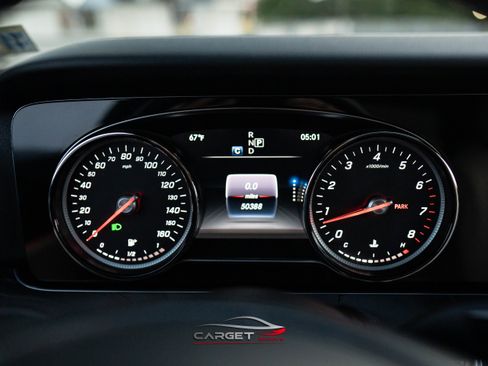 Used 2018 Mercedes-Benz E 300 image 30