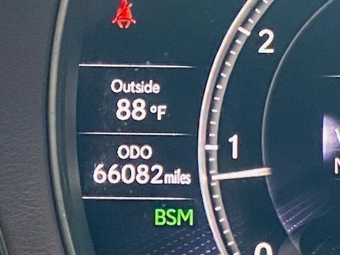 Used 2019 Lexus LS 500 w/ Accessory Package (Z2) RWD image 12