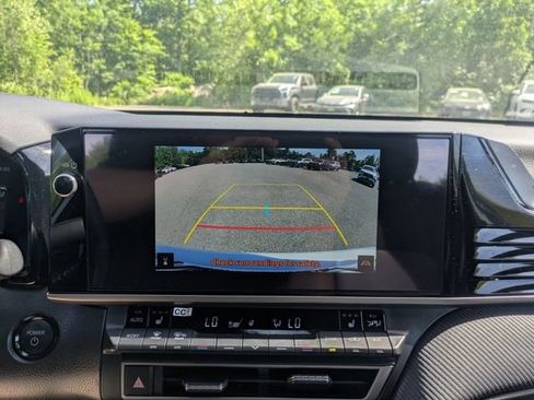 Used 2026 Toyota Camry SE w/ Multimedia Upgrade Package AWD/4WD image 28