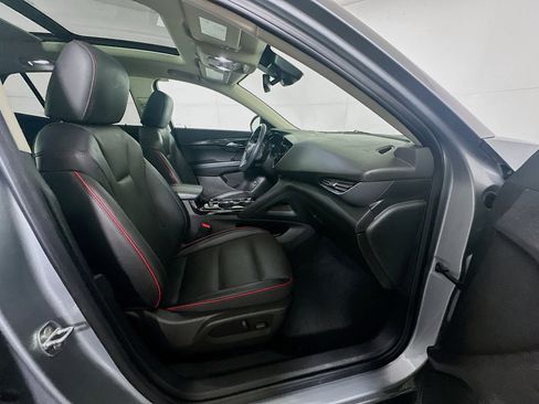 Used 2023 Buick Envision Essence w/ Sport Touring Package image 31