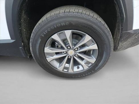 New 2026 Chevrolet Equinox LT FWD image 10
