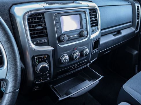 Used 2024 RAM 1500 Classic SLT image 28