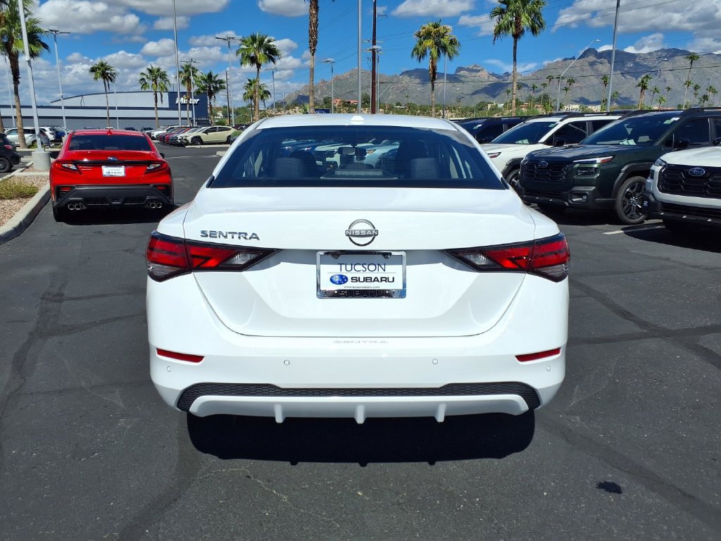 Used 2025 Nissan Sentra SV FWD image 10