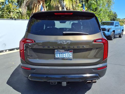 Used 2022 Kia Telluride SX w/ SX Prestige Package AWD/4WD image 6