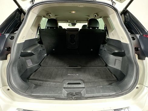 Used 2020 Nissan Rogue SL image 29