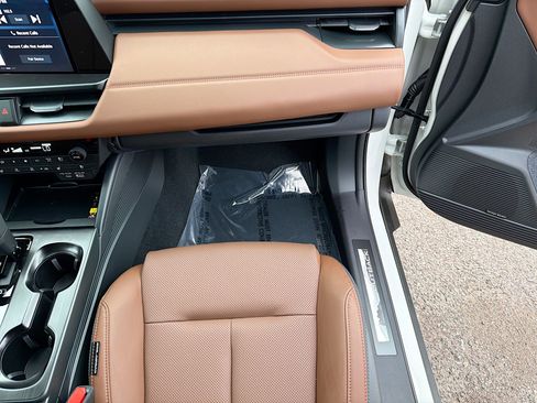 New 2026 Subaru Outback Touring image 17