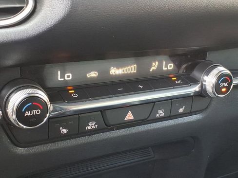 Used 2022 MAZDA CX-30 AWD 2.5 S w/ Premium Package image 12