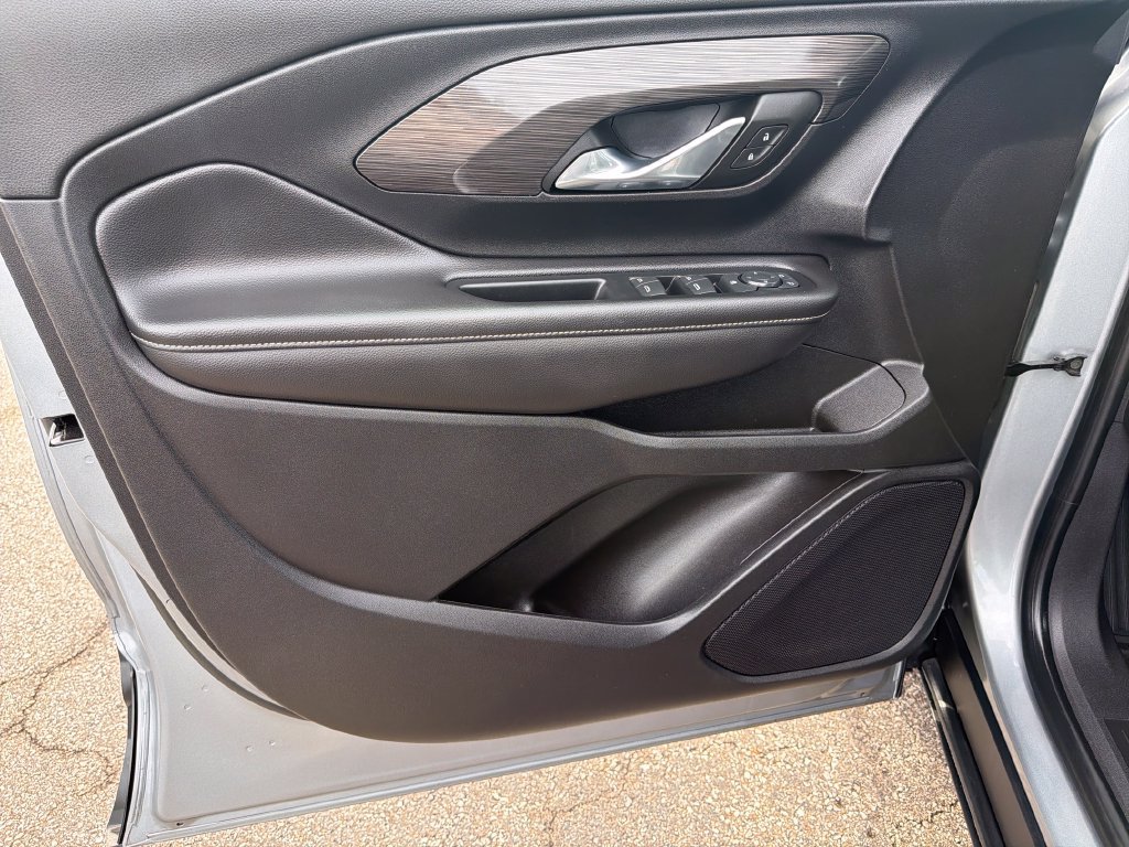 Certified 2023 GMC Terrain SLE FWD image 12