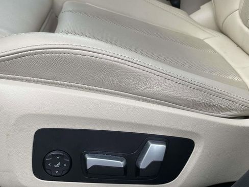 Used 2022 BMW X3 xDrive30i w/ Convenience Package AWD/4WD image 12