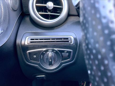 Used 2018 Mercedes-Benz C 43 AMG 4MATIC Cabriolet image 31