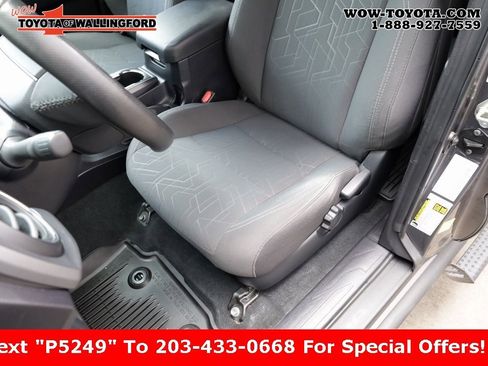 Certified 2017 Toyota Tacoma TRD Sport image 20