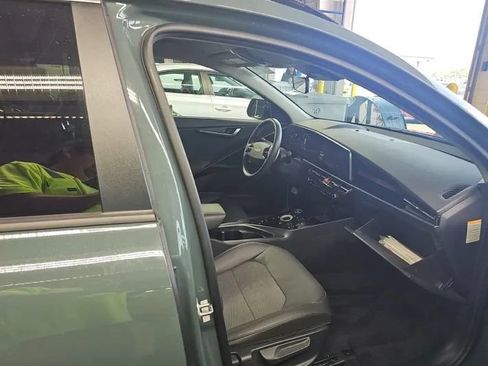 Used 2023 Kia Niro Wind FWD image 8