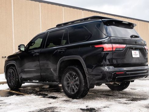 Used 2026 Toyota Sequoia Limited w/ TRD Off-Road Package image 7