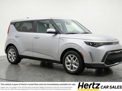 Used 2025 Kia Soul LX w/ LX Technology Package