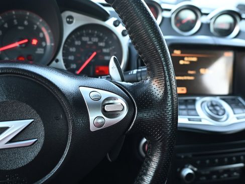 Used 2014 Nissan 370Z Touring w/ Sport Package image 16