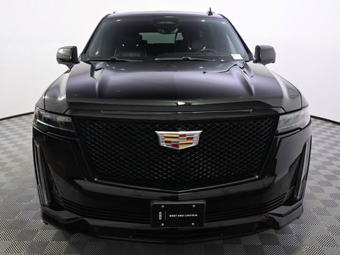 Used 2021 Cadillac Escalade ESV Sport image 10