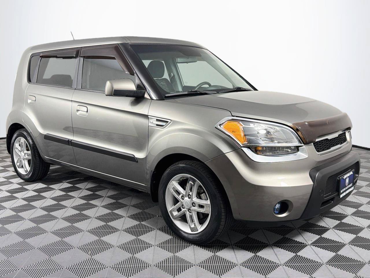 Used 2010 Kia Soul + w/ Audio Pkg FWD image 26