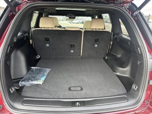 New 2025 Jeep Grand Cherokee Limited w/ Trailer Tow Package image 6