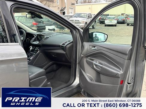 Used 2014 Ford Escape Titanium w/ Equipment Group 401A image 16