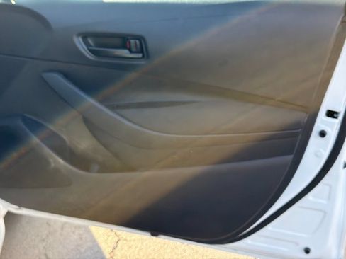 Used 2026 Toyota Corolla LE FWD image 12