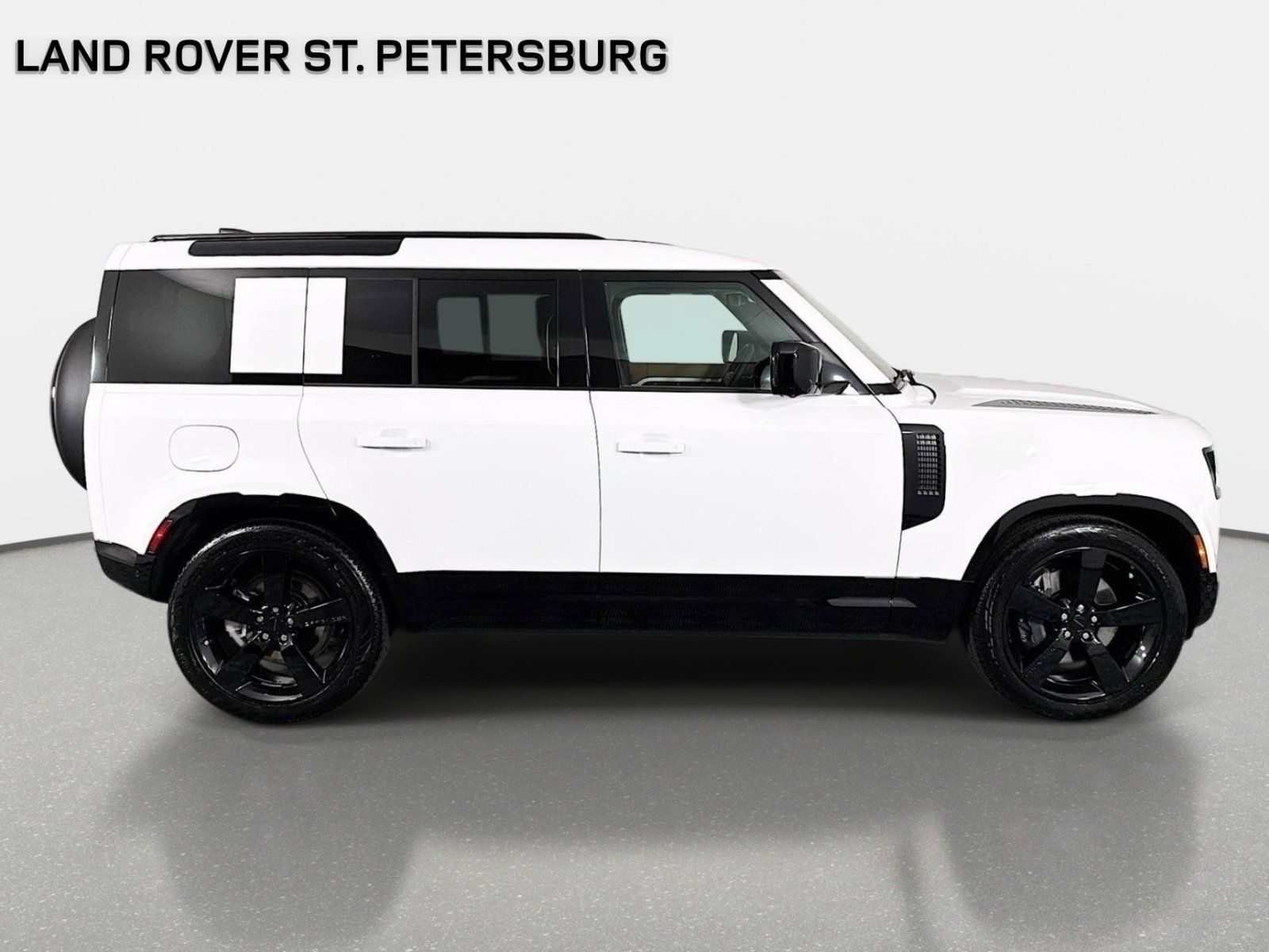Used 2026 Land Rover Defender 110 X-Dynamic SE AWD/4WD image 4