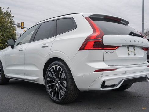 New 2026 Volvo XC60 B5 Ultra w/ Protection Package Premier image 5