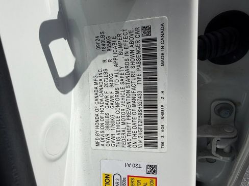 Used 2025 Honda Civic Sport image 34