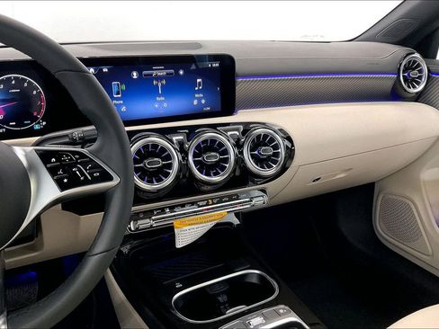 New 2026 Mercedes-Benz CLA 250 image 6