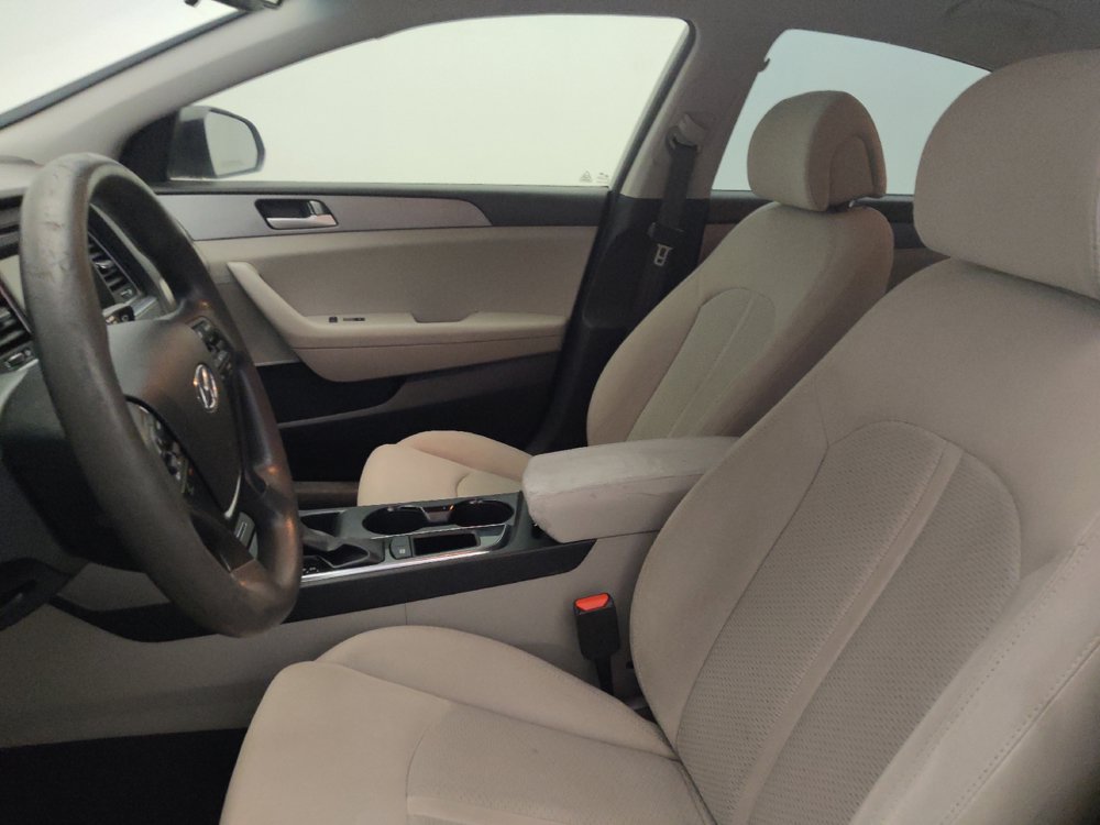 Used 2016 Hyundai Sonata SE FWD image 17