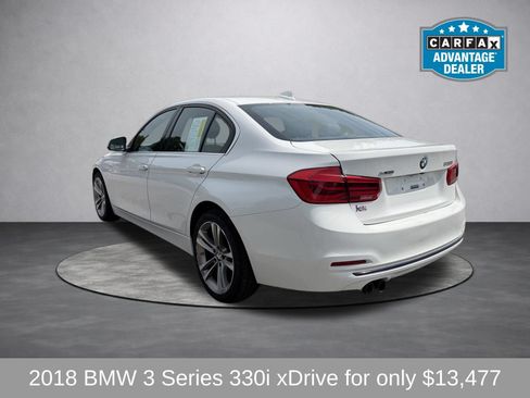 Used 2018 BMW 330i xDrive Sedan AWD/4WD image 3