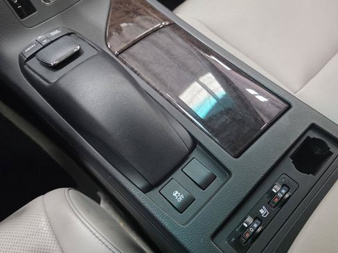 Used 2013 Lexus RX 350 FWD w/ Navigation Pkg image 19