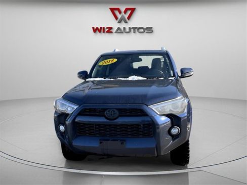 Used 2018 Toyota 4Runner SR5 Premium image 2