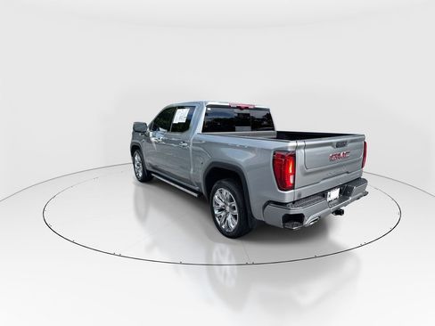 Used 2025 GMC Sierra 1500 Denali AWD/4WD image 6