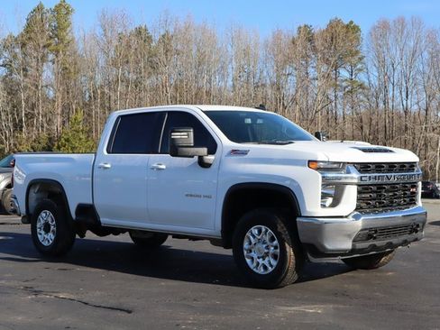 Used 2023 Chevrolet Silverado 2500 LT image 9