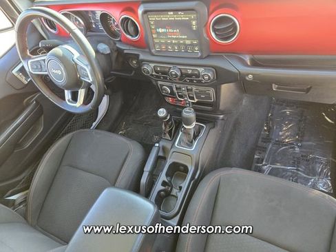Used 2020 Jeep Gladiator Rubicon AWD/4WD image 18