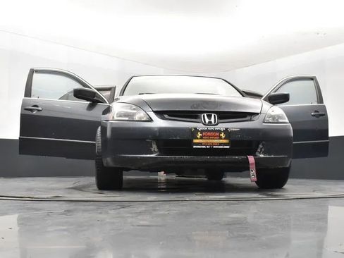 Used 2005 Honda Accord EX image 11