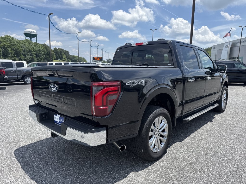 Used 2025 Ford F150 Lariat w/ Equipment Group 501A Mid AWD/4WD image 7